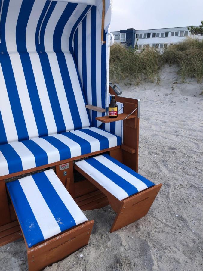 Ferienwohnung Direkt am Strand, mit Meerblick perfekt für 2 Personen Heiligenhafen Exterior foto